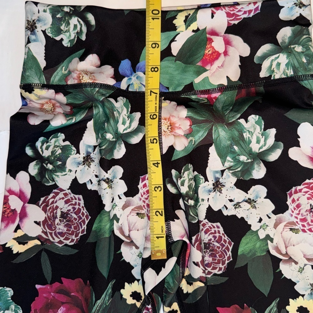Nike Floral 7/8 High Rise Tights Size Small Like New Excellent Condition - Picture 8 of 8